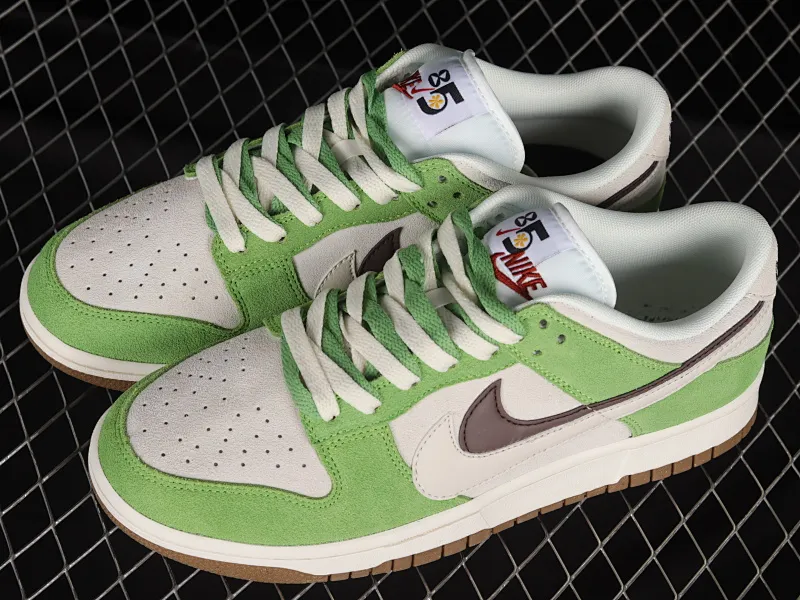All categories Nk SB Dunk series Nk SB Dunk Low low-top sneakers F version Nk SB Dunk Low "85" gray and red double hook SB low-top sports and leisure sneakers DO9457-103